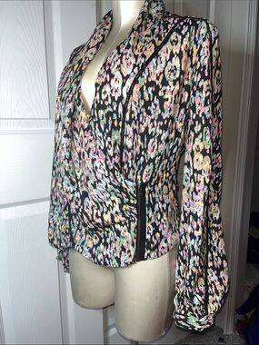 bebe Black and pastel leopard-Print Wrap Blouse